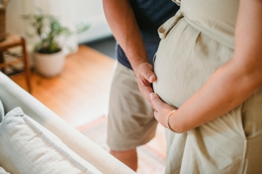 Zasady prowadzenia porodów przy położeniu miednicowym; o błędzie medycznym przy porodzie, a nadto o  kwestii potrzeby konsultacji decyzji niespecjalisty z przełożonym
